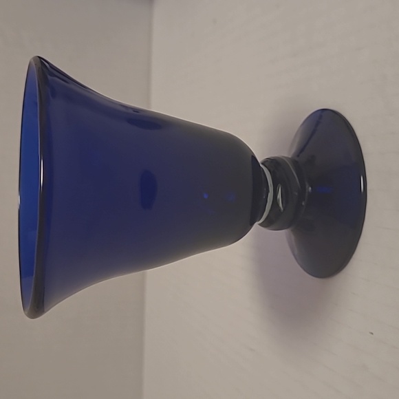 Set of 4 Handblown Cobalt Blue Glasses - Picture 10 of 16